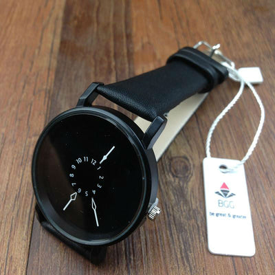 Couple Unique Dial Design Wristwatches - Well Pick Review