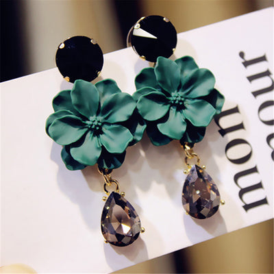 Black Crystal Flower Earring - Well Pick Review