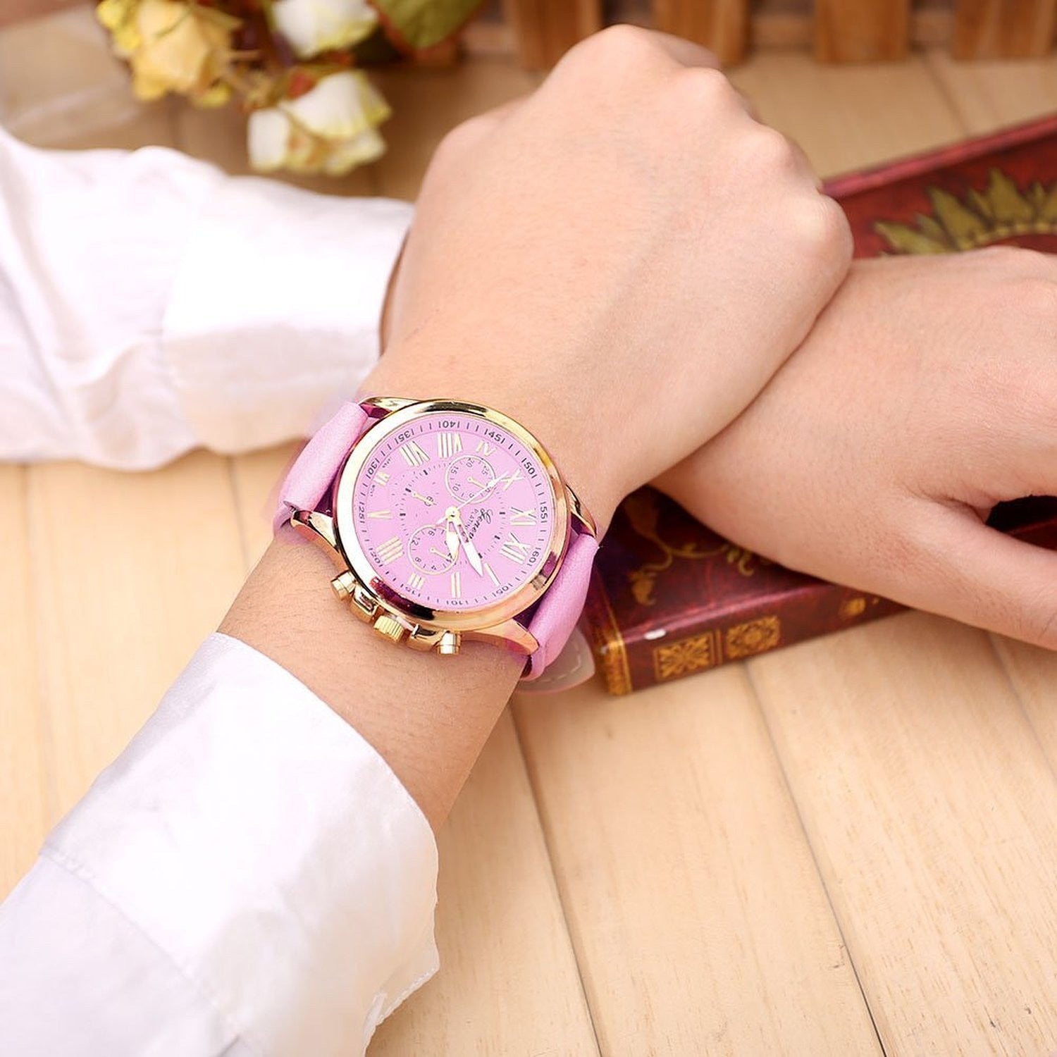 Fashion Roman Numerals Watches Women s Clock Geneva Leather Strap Analog Quartz Watch Ladies Casual Pink d04b2ee8 eb2d 4eb8 9536