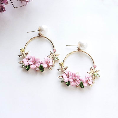 Elegant Circle Flower Earrings